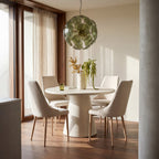 Agnes - Cadeira estofada bege com perna natural/preta